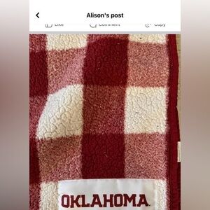 Red and white fleece OU blanket